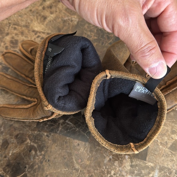 Unisex Wilson’s Leather size S, suede leather insulite excellent condition - Picture 4 of 5